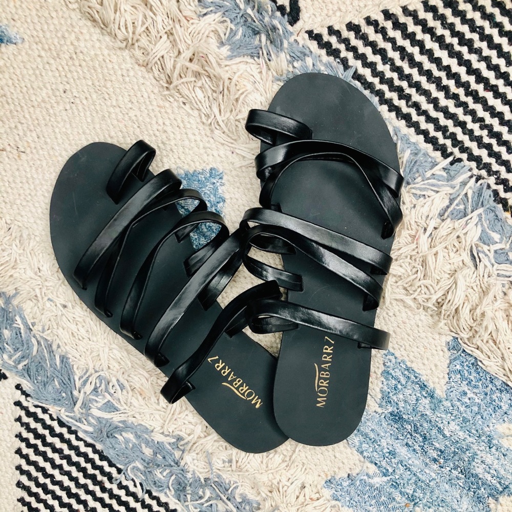 Brand new women’s size 7.5 sandals
